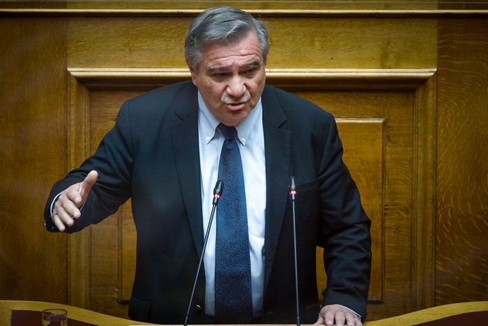 Παραιτήθηκε από το ΠΑΣΟΚ-ΚΙΝΑΛ ο πρώην υπουργός Χάρης Καστανίδης