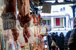 «Αλμυρό» το φετινό πασχαλινό τραπέζι – Νέες ανατιμήσεις, vid