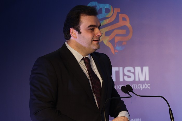 Πιερρακάκης για οικονομικές εξαγγελίες: Αυτό που προτείνει ο Φάμελλος είναι παράνομο