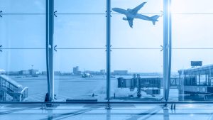 Βρετανός θέλει να κατέβει ξαφνικά από το αεροπλάνο ενώ αυτό βρίσκεται στον αέρα – Απίστευτο ΒΙΝΤΕΟ