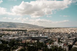 Νέος Δήμαρχος Αθηναίων: Πρέπει να μειώσουμε τα οχήματα μέσα στην πόλη