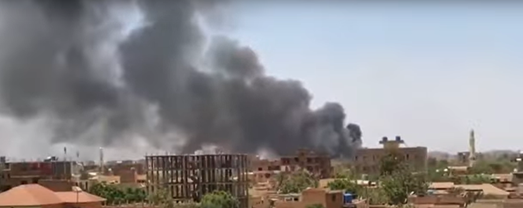 Πόλεμος στο Σουδάν: Ο στρατός διακόπτει τις διαπραγματεύσεις και βγάζει το βαρύ πυροβολικό (video)