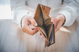 ΕΕΚΕ: Αυτό πρέπει να κάνετε για να μην κληρονομήσετε χρέη