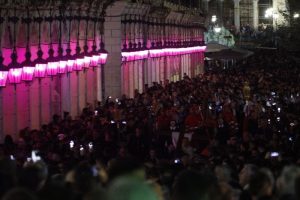Τα μούσκεψε ο καιρός, δεν ολοκληρώθηκε η περιφορά του Eπιταφίου στην Κέρκυρα, vid