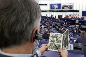 Έρχεται αντικατάσταση της Δημοκρατίας – Τι είπε Βρετανός βουλευτής – ΒΙΝΤΕΟ