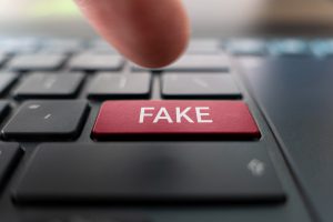 Κομβική εξαγγελία για την ελευθερία του λόγου! Ζάκερμπεργκ: «Τέλος στο “Fact Check”», vid