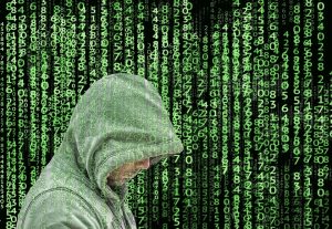 Ρόδος – Revenge porn: Τον κατήγγειλε ότι σκαρφάλωνε στον δεύτερο όροφο,την βιντεοσκοπούσε με τον σύντροφό της και δημοσίευε το υλικό (video)