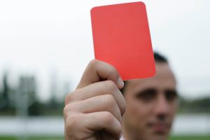 Kόκκινη κάρτα στον… Μακρόν σκοπεύουν να δώσουν 80.000 θεατές του τελικού κυπέλου Γαλλίας