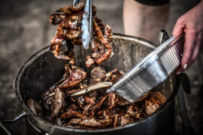 ΕΦΕΤ: Χρήσιμες συμβουλές στους πολίτες για τα κρέατα και αυγά την περίοδο των γιορτών