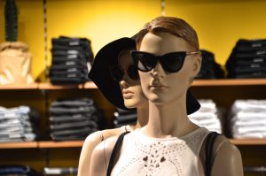 Ποιο το ωράριο λειτουργίας των εμπορικών καταστημάτων τη Μεγάλη Εβδομάδα