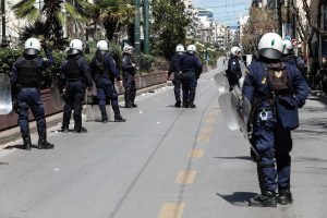 ΑΣΟΕΕ: Έκλεισε η Πατησίων – Νέα επεισόδια με Χημικά και κρότου-λάμψης