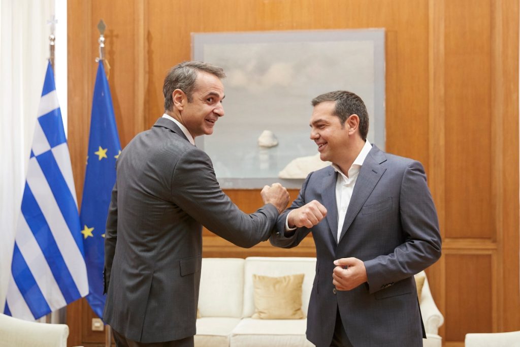 Η «μέρα της μαρμότας» στις επόμενες εκλογές: Όλα τριγύρω αλλάζουν κι όλα τα ίδια μένουν