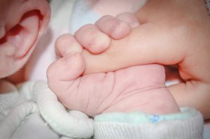 ΗΠΑ: Φρικτή τραγωδία με νεκρό μωρό σε αυτοκίνητο: Το άφησε η νταντά έξι ώρες μόνο του