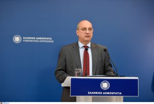 Οικονόμου: Ο κ. Τσίπρας υιοθετεί το σύνθημα «χαρίζω σπίτια, χαρίζω οικόπεδα»