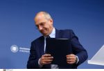 ΕΝΗΜΕΡΩΣΗ ΤΩΝ ΠΟΛΙΤΙΚΩΝ ΣΥΝΤΑΚΤΩΝ ΑΠΟ ΤΟΝ ΚΥΒΕΡΝΗΤΙΚΟ ΕΚΠΡΟΣΩΠΟ ΓΙΑΝΝΗ ΟΙΚΟΝΟΜΟΥ