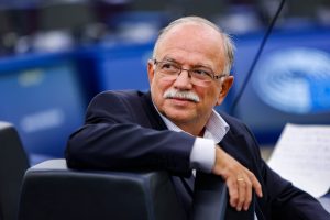 Με αιχμές κατά Κασσελάκη ο Παπαδημούλης ανακοίνωσε πως δεν θα είναι υποψήφιος Ευρωβουλευτής