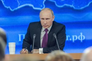 Πούτιν σε Ουκρανούς: “Χρησιμοποιήσατε ανθρωπιστικό διάδρομο για να επιτεθείτε στον στόλο μας”