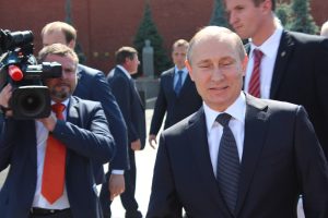Η Ρωσία χτίζει ισχυρές οικονομικές συμμαχίες ενώ Ευρώπη και ΗΠΑ παραπαίουν