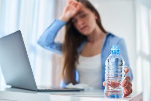 Έτσι θα καταλάβετε ότι δεν πίνετε αρκετό νερό