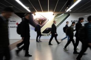 5G, νέα έρευνα προκαλεί ανησυχία: ‘Σε «χτυπάει» μέσα στο σπίτι σου’