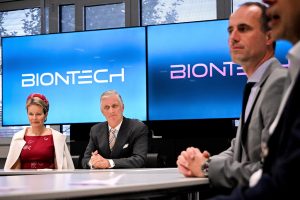 «Ξεσηκωμός» χημικών στην Γερμανία για τα εμβόλια τώρα που τέλειωσαν τον COVID – Ανοίγουν στόματα