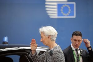 Λαγκάρντ: “Πολύ πιθανόν” η Ευρωπαϊκή Κεντρική Τράπεζα να αυξήσει τα επιτόκια της και τον Ιούλιο