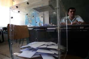 «Οι Έλληνες πολίτες έχουν κουραστεί από τα εναλλασσόμενα σενάρια και τα πολιτικά παιχνίδια»