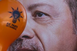 Ερντογάν: «Από τη Συρία διείσδυσαν οι δράστες της τρομοκρατικής επίθεσης στην Άγκυρα»