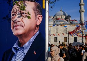 Εκλογές-Τουρκία: Ψήφισε ο Ερντογάν μαζί με την Εμινέ