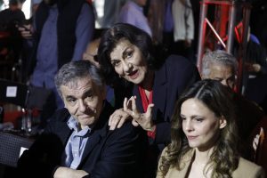 Φωτίου: Ο κόσμος που μας ψηφίζει λατρεύει τον Τσίπρα, vid