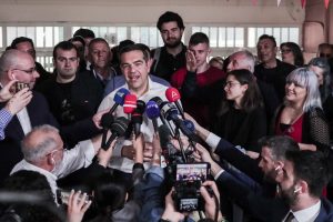 Ανοίγει μέτωπο με ΠΑΣΟΚ-ΚΚΕ-ΜέΡΑ25 ο Τσίπρας: «Δεν εγκαταλείπω…», vid