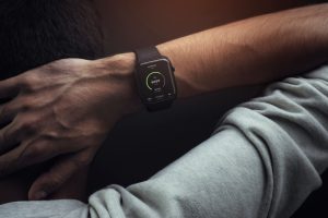 “Bracelet+”: Οι μελλοντικές φορητές συσκευές θα αντλούν ενέργεια από το ανθρώπινο σώμα μέσω 6G