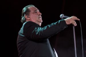 Αλλαγμένος Βασίλης Καρράς: Η πρώτη εμφάνιση μετά την περιπέτεια υγείας – ΒΙΝΤΕΟ 
