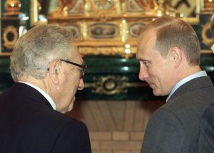 Κίσινγκερ: Αν μίλαγα πάλι με τον Πούτιν…