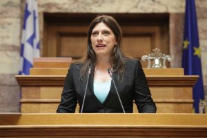 Η Κωνσταντοπούλου κατέθεσε ψήφισμα για να κηρυχθεί επίσημη αργία η 17η Νοεμβρίου