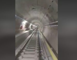 Μετρό Θεσσαλονίκης: Το ΠΡΩΤΟ ΒΙΝΤΕΟ με δοκιμαστική κίνηση συρμού 