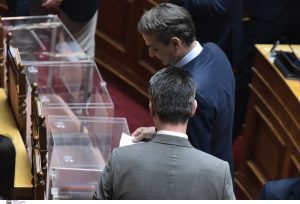 Μητσοτάκης για τους νεκρούς πιλότους: Τα λόγια είναι φτωχά