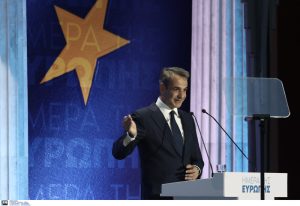 «Σου δίνω σπίτι, μου δίνεις ψήφο»: Το σχέδιο Μητσοτάκη δείχνει το μέλλον