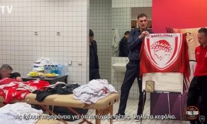 Μπαρτζώκας στα αποδυτήρια: «Ψηλά το κεφάλι, να είστε περήφανοι»