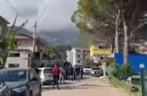 Γκρεμίζουν σπίτι Έλληνα ομογενή στην Χειμάρρα – Ξεπερνάνε κάθε όριο οι Αλβανοί, vid
