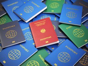 Ρωσικά διαβατήρια σε 1,5 εκατ. ανθρώπους σε Ντονέτσκ, Λουχάνσκ, Ζαπορίζια και Χερσώνα