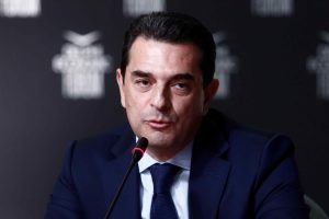 Κώστας Σκρέκας: Αυτοσυγκράτηση και διπλωματία για την αποφυγή κλιμάκωσης στη Μ. Ανατολή