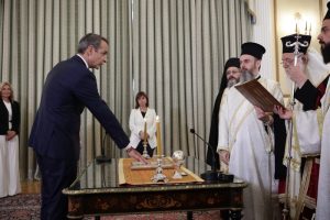 Ανακοινώθηκε η νέα κυβέρνηση! Τα ονόματα Υπουργών/Υφυπουργών, vid