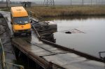Truck avoids the flood