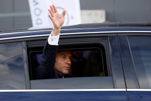 Μακρόν: “Η μοναδική μου φιλοδοξία είναι να είμαι χρήσιμος για τη χώρα μας που αγαπώ τόσο πολύ”