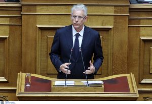 Πνευματικός μετά τον θόρυβο για τις δηλώσεις για τους καρκινοπαθείς: «Παρερμηνεύθηκαν φράσεις μου»