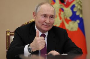 Κρεμλίνο: Ο Πούτιν ανοιχτός σε οποιεσδήποτε επαφές για την επίλυση της σύγκρουσης στην Ουκρανία