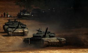 Όπως λίγο πριν τον Δεύτερο Παγκόσμιο Πόλεμο! Τρομακτικές ομοιότητες στα σύνορα Ευρώπης-Ρωσίας