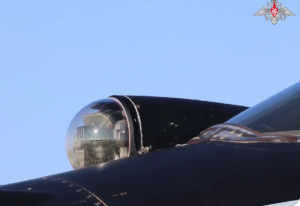 Καθηλωτικά πλάνα του ρωσικού ΥΠΑΜ από SU-35S σε θέση μάχης, vid