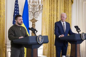 Ζελένσκι: Ουκρανία και ΗΠΑ θα αρχίσουν κοινή παραγωγή όπλων